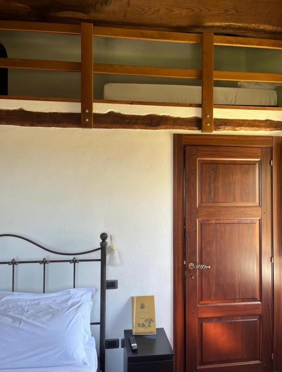 Agriturismo Aia Leccioni Micciano Exterior foto